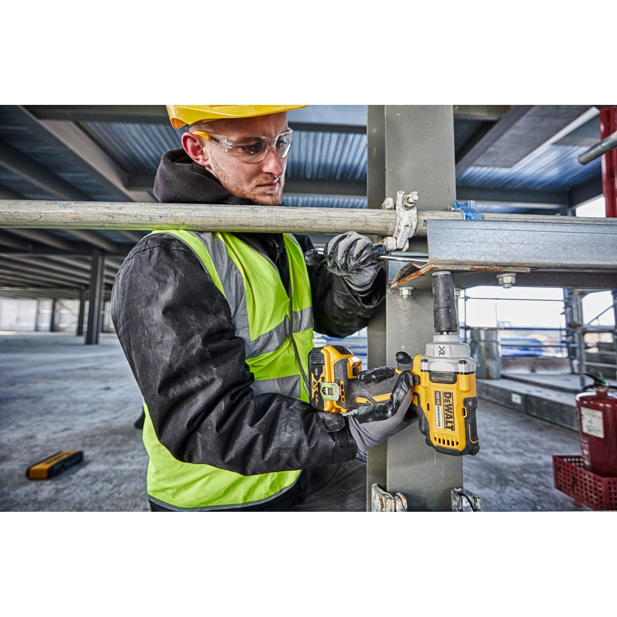 Máy vặn bulong dùng pin mô-men xoắn cao nhỏ gọn 18V XR