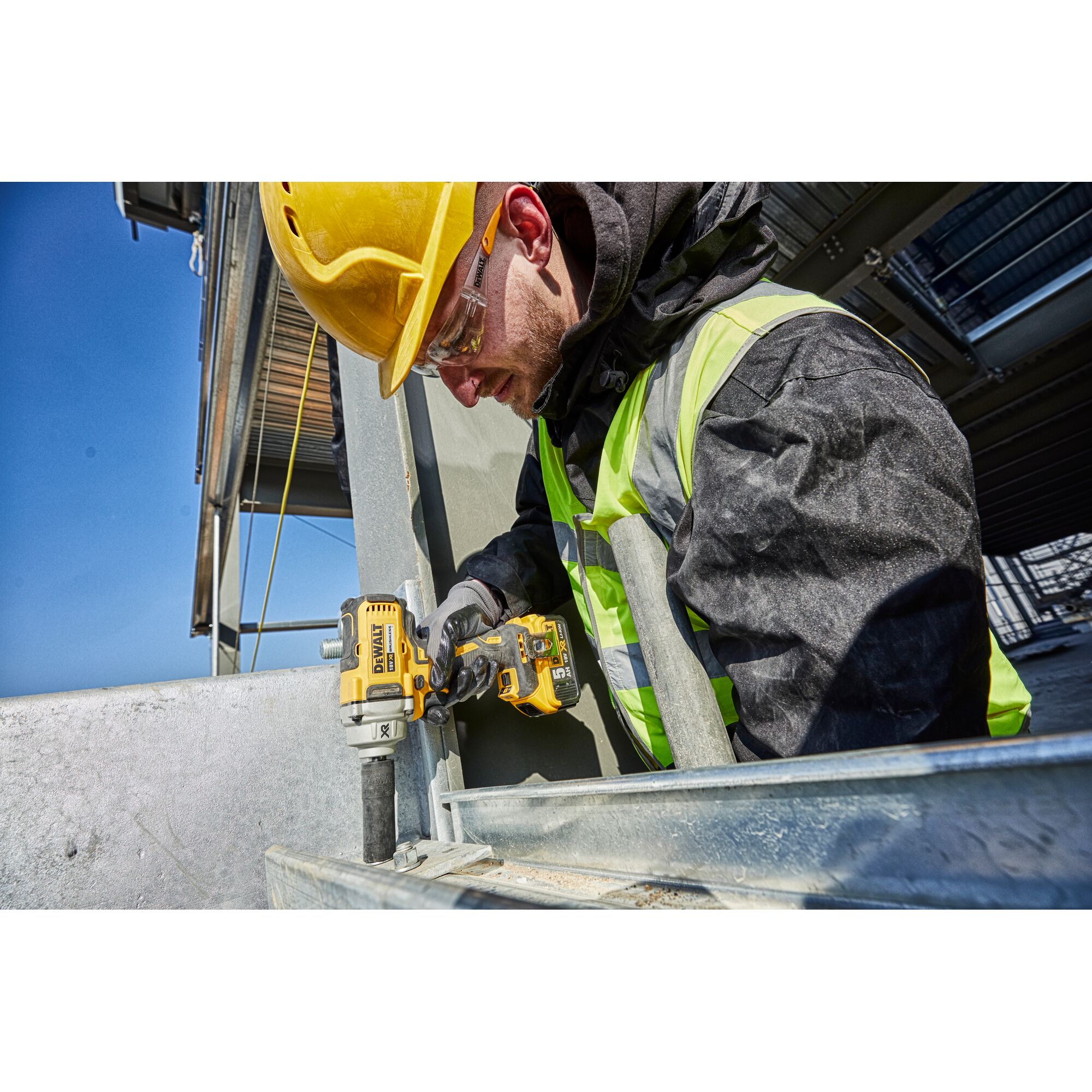 Máy vặn bulong dùng pin mô-men xoắn cao nhỏ gọn 18V XR