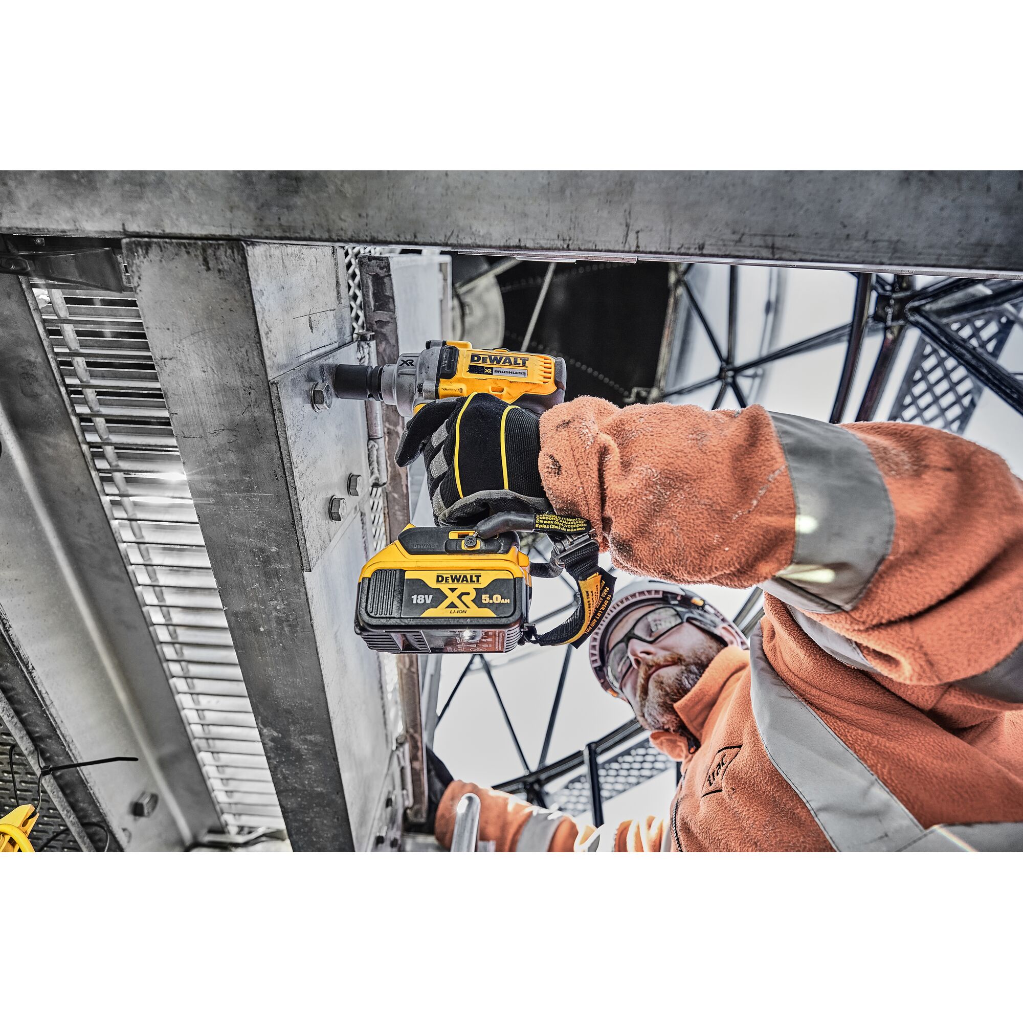 Máy vặn bulong dùng pin mô-men xoắn cao nhỏ gọn 18V XR