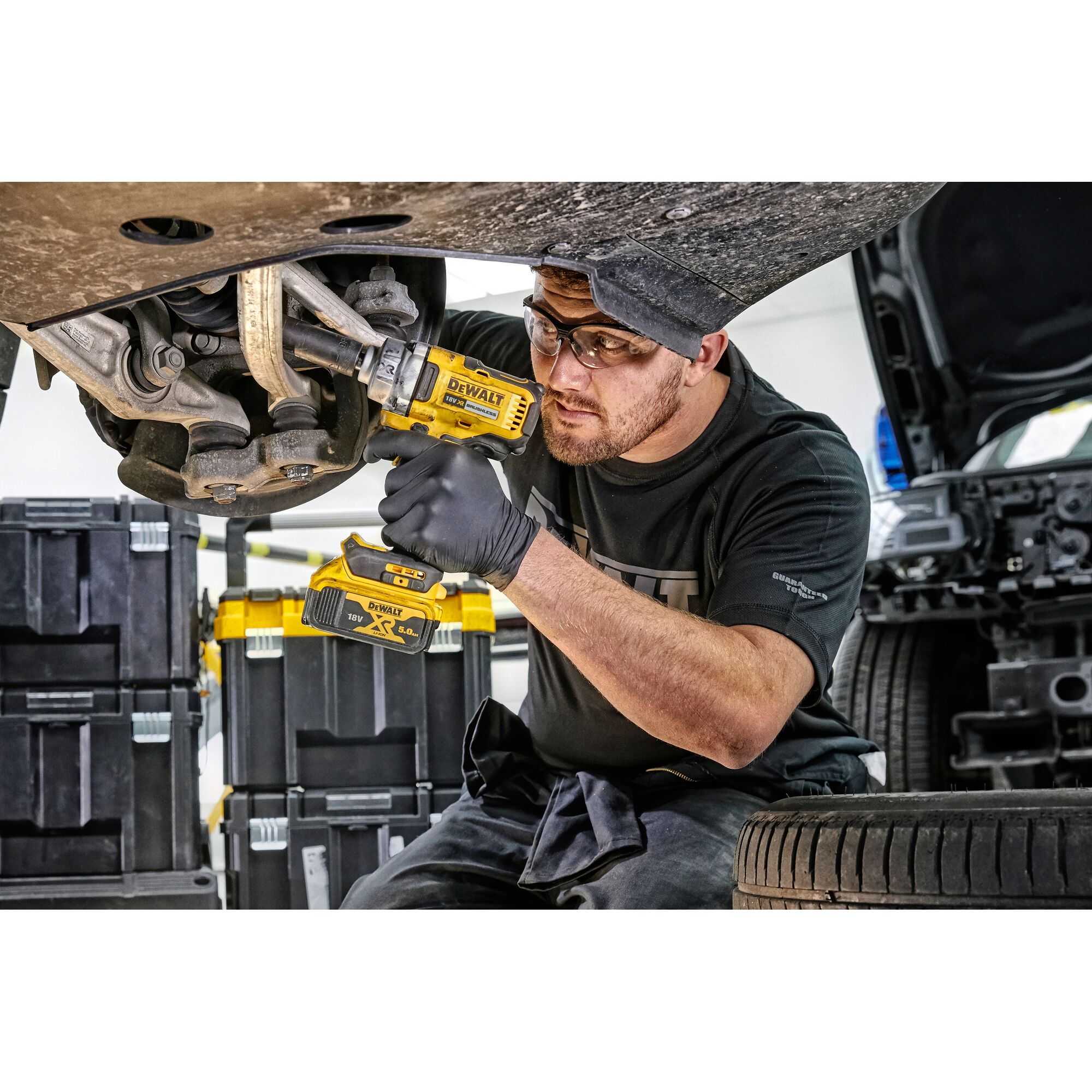 Máy vặn bulong dùng pin mô-men xoắn cao nhỏ gọn 18V XR