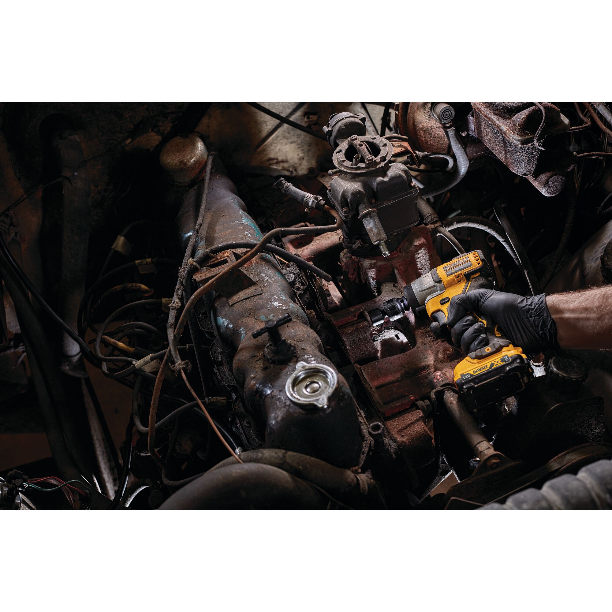 Máy vặn bulong dùng pin nhỏ gọn 12V MAX