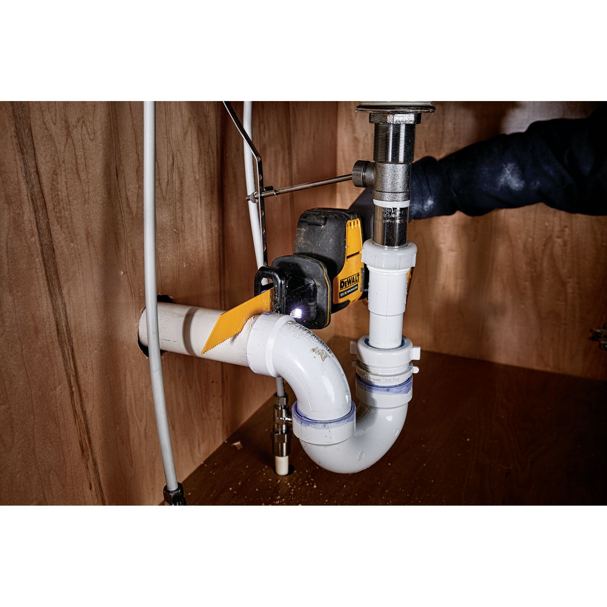 Máy cưa kiếm dùng pin nhỏ gọn không chổi than 12V MAX (Thân máy)