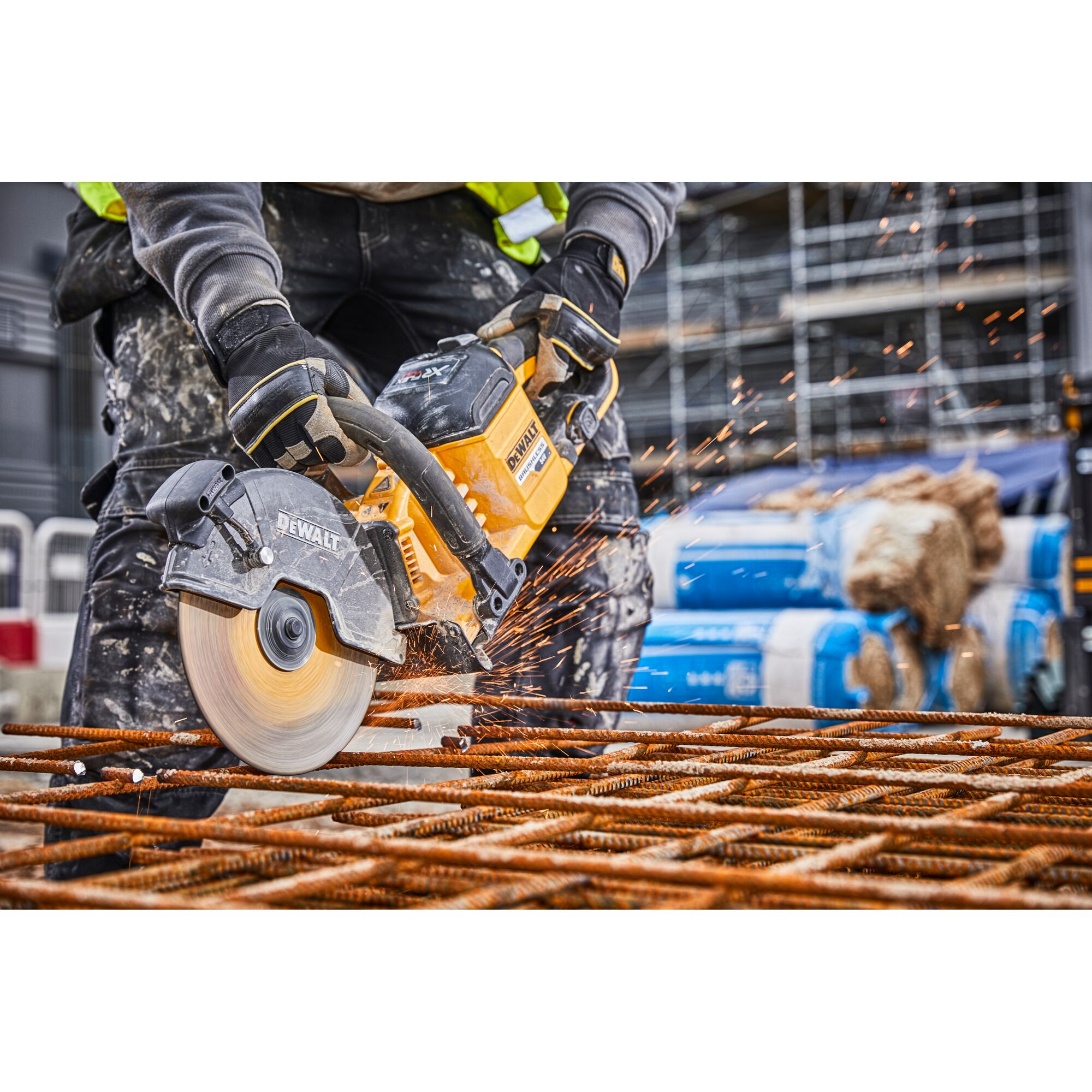 Máy cắt bê tông 54V XR FLEXVOLT 230mm - Thân máy