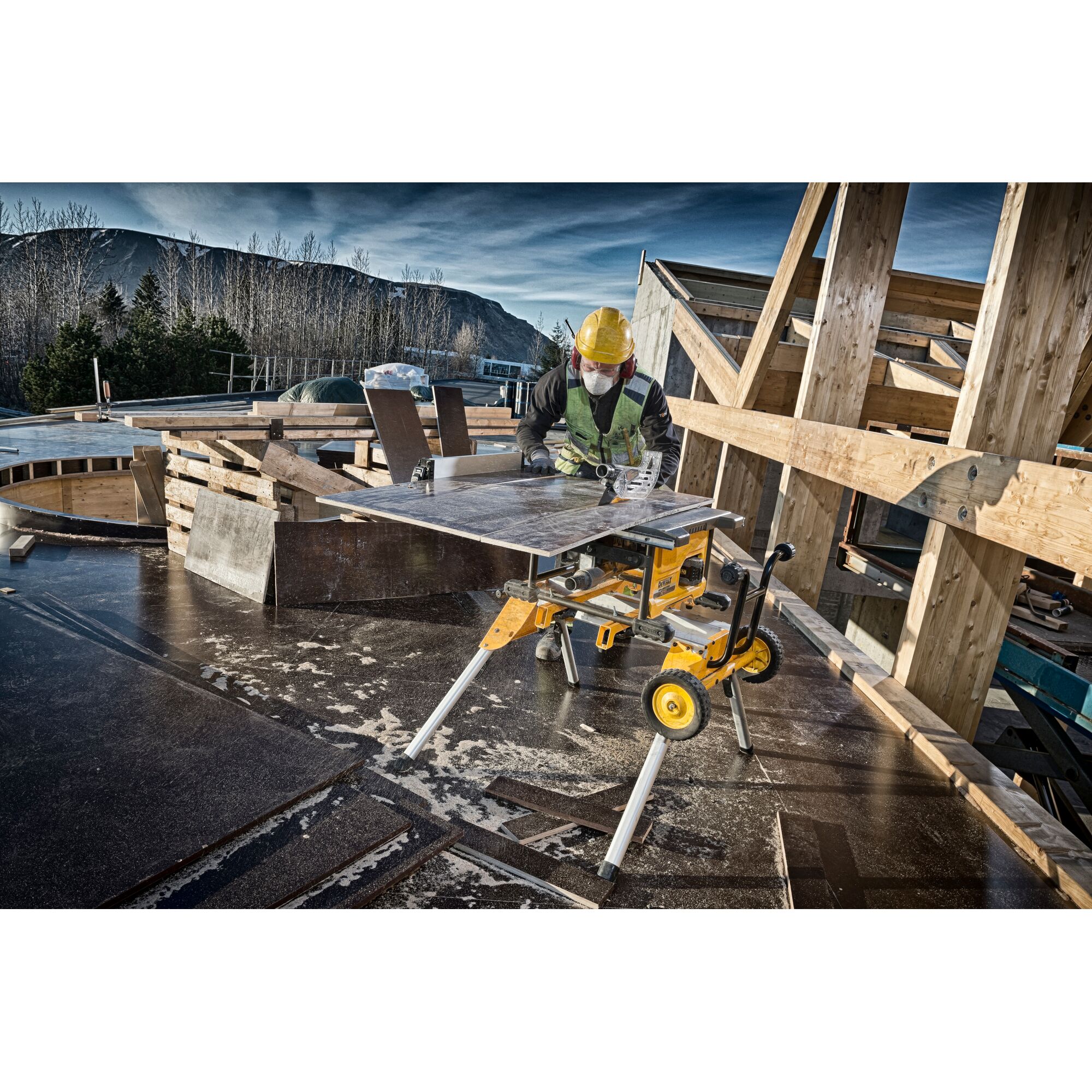 Máy cưa bàn 54V FLEXVOLT 210mm (Thân máy)