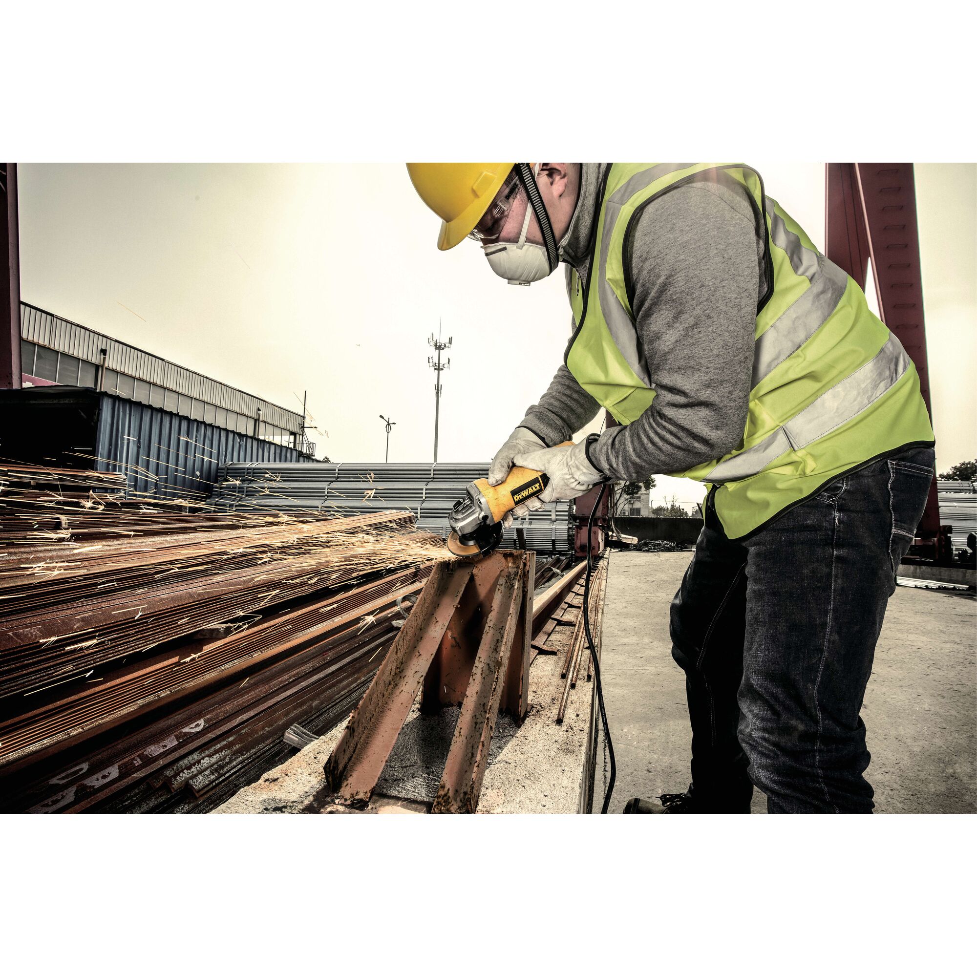 Máy mài góc 4 inch 850W có công tắc bật tắt