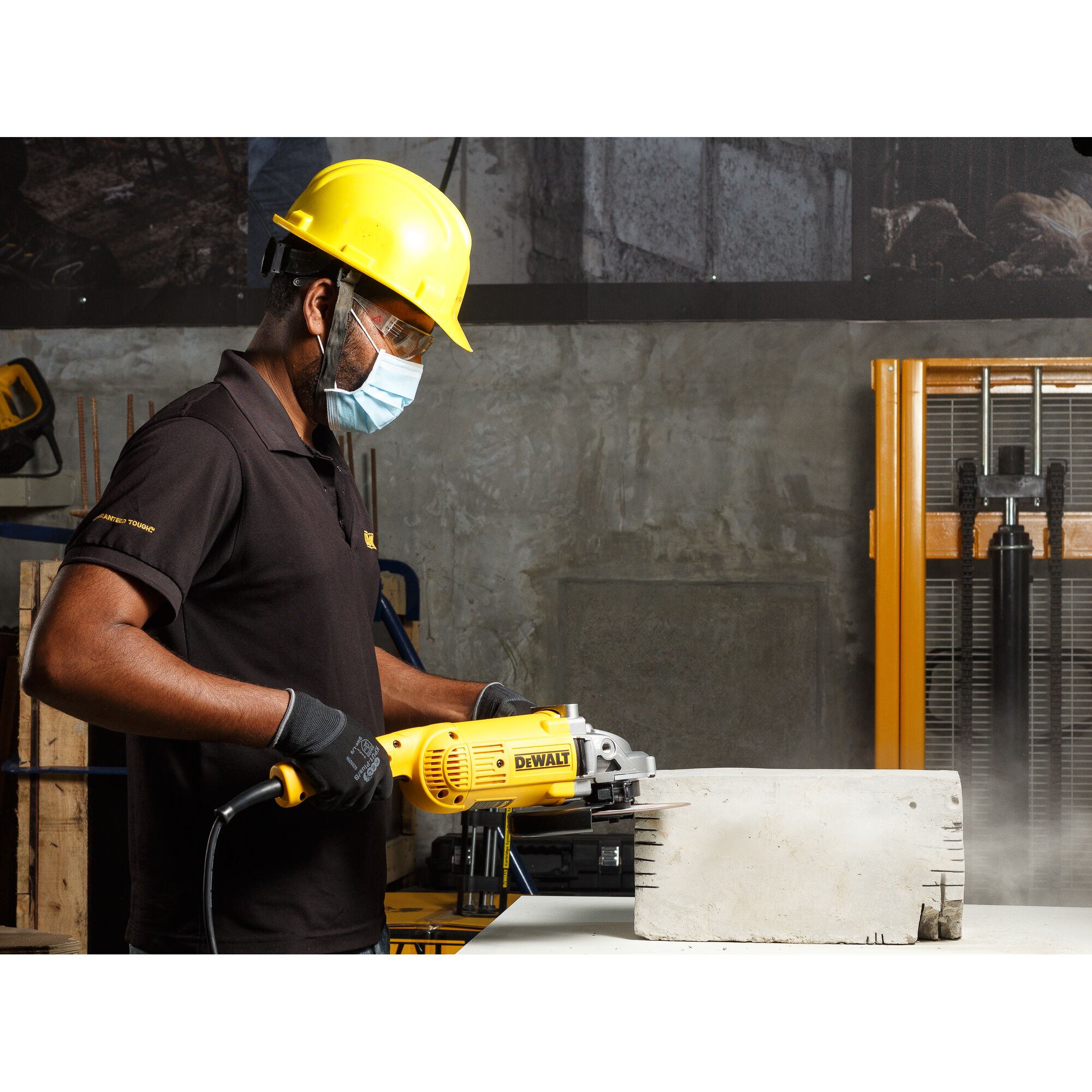 Máy mài góc lớn 7 inch 2200W  công tắc bóp