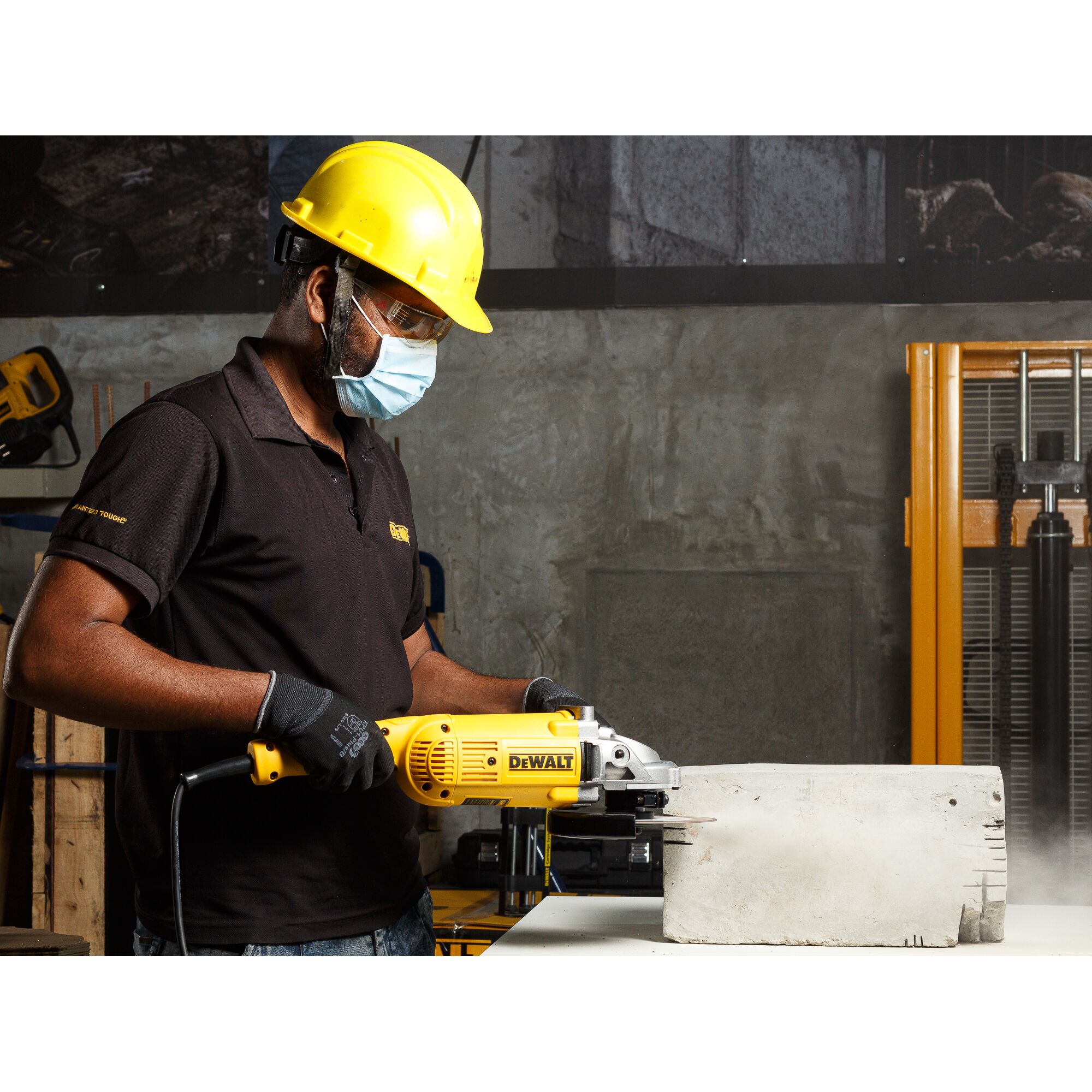 Máy mài góc 9 inch 2200W có công tắc kích hoạt